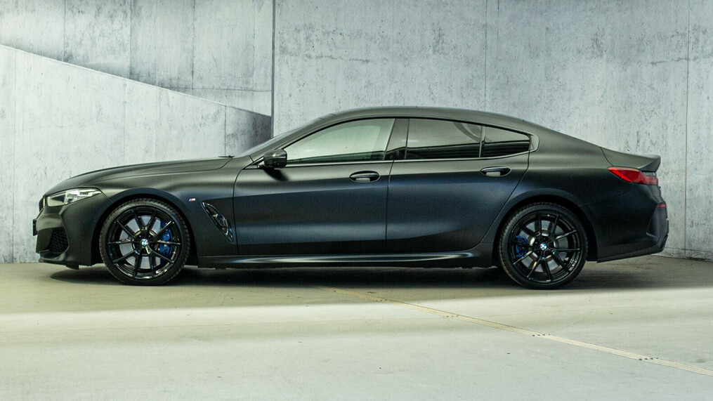 BMW Serii 8, 850