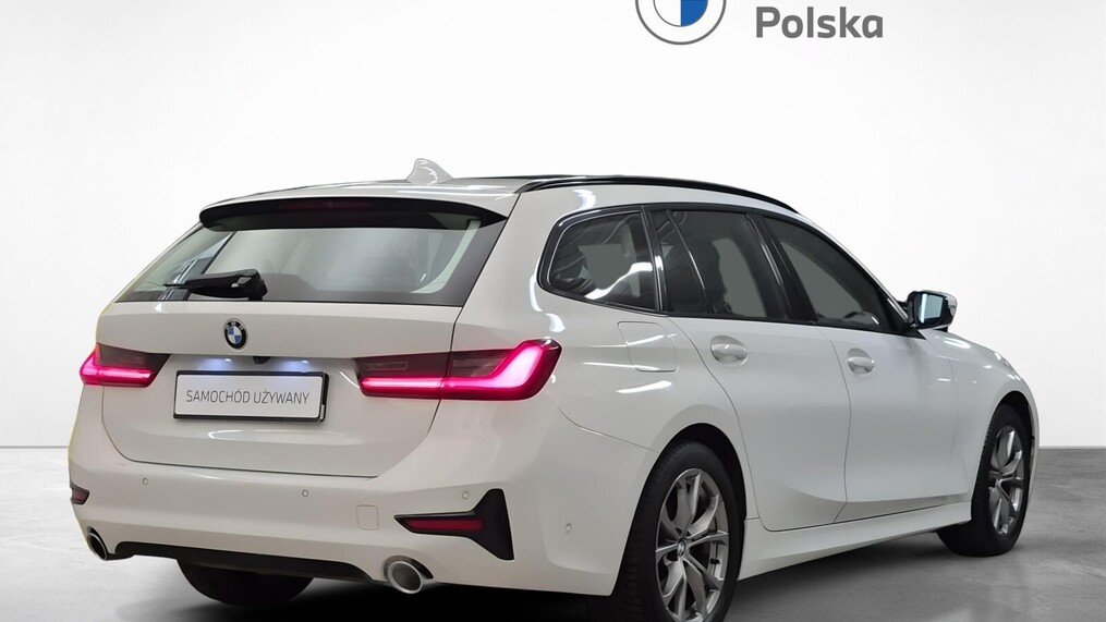 BMW Serii 3, 320