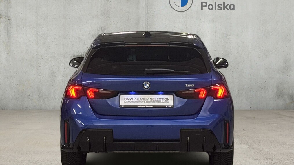 BMW Serii 1, 120