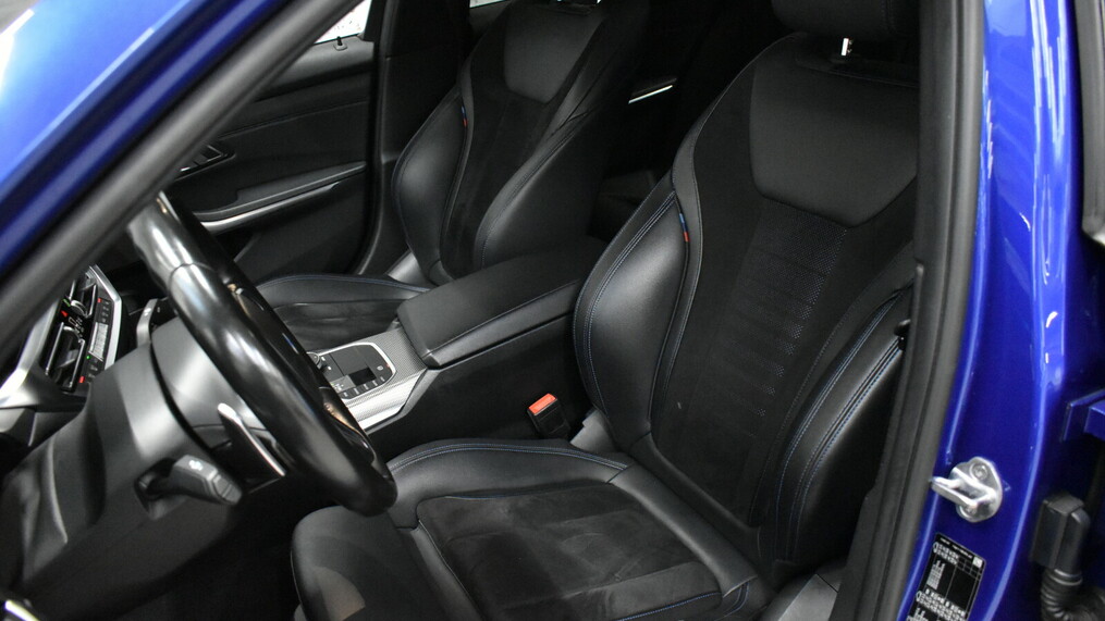 BMW Serii 3, 320