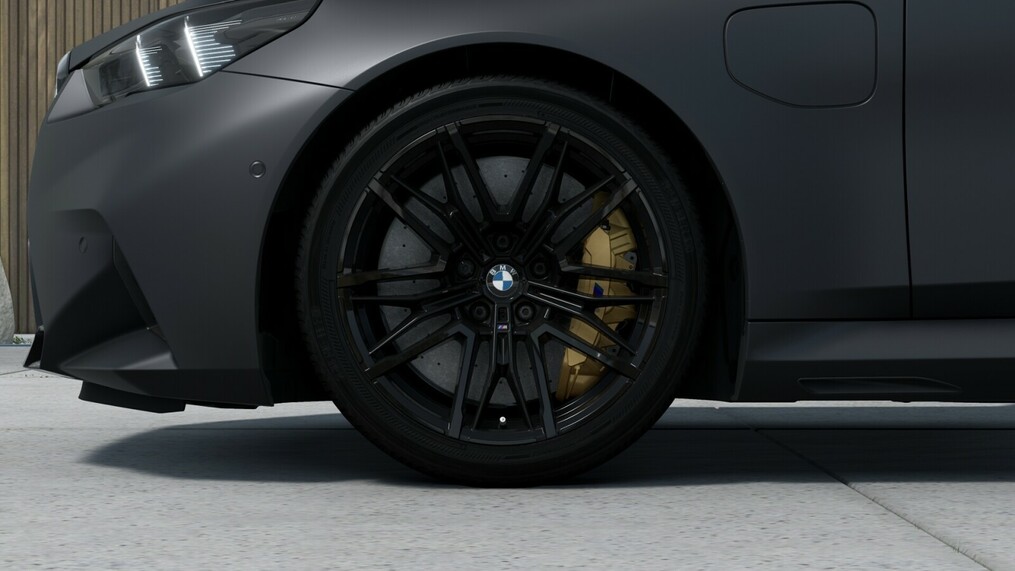 BMW Seria M5