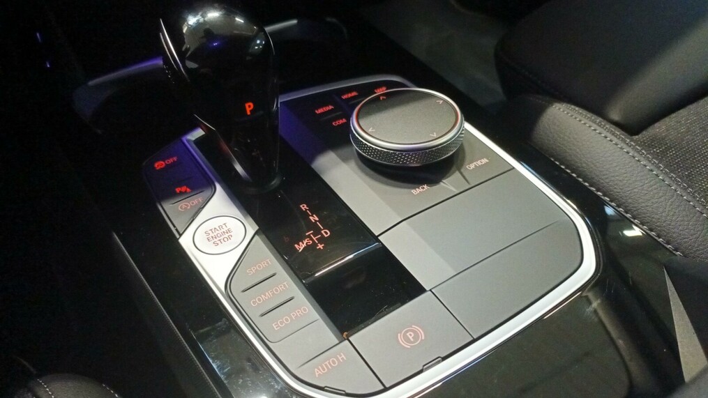 BMW Seria 2 218