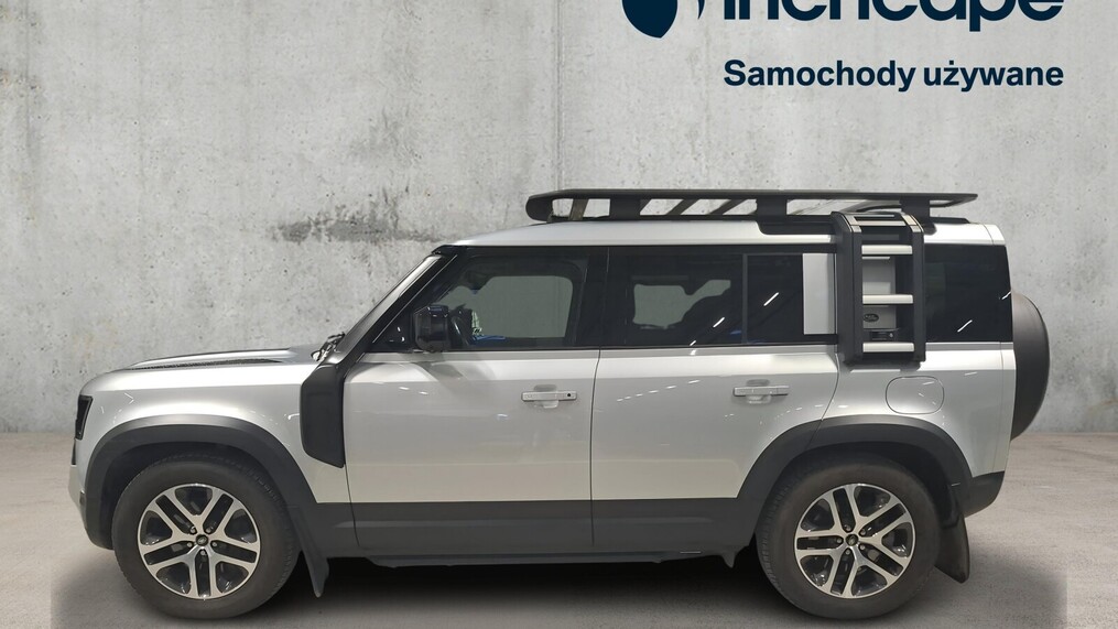 Land Rover Defender 110