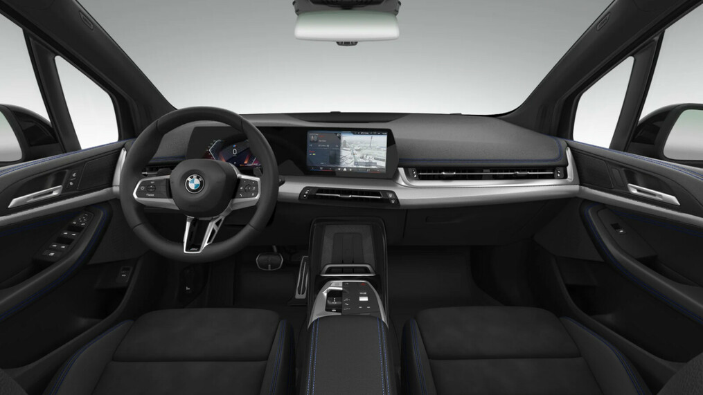 BMW Serii 2, 218
