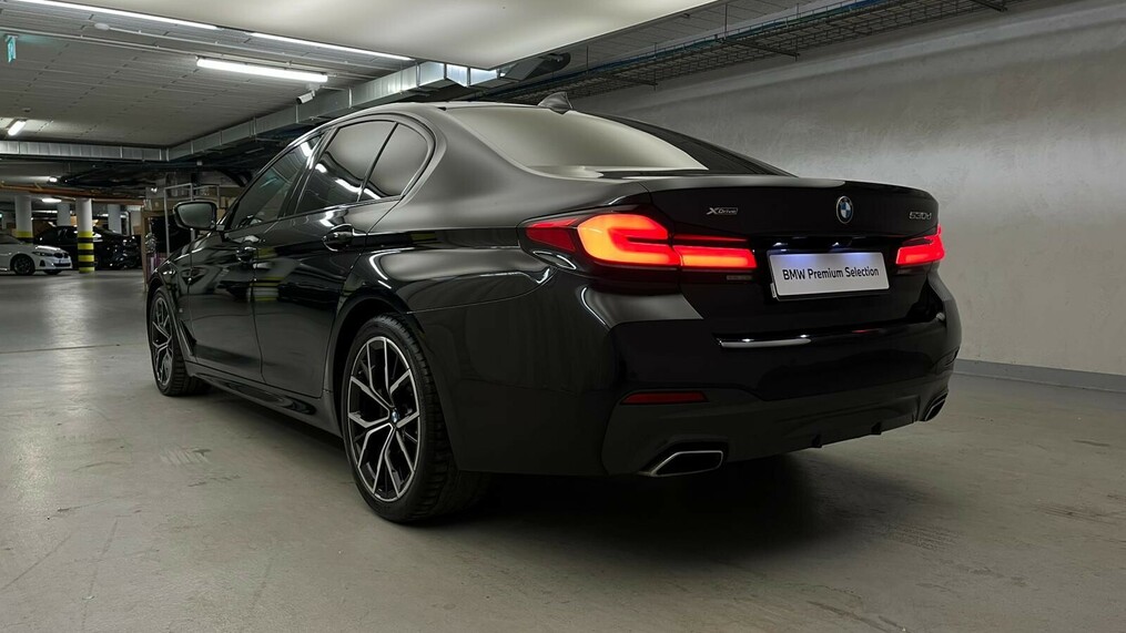 BMW Serii 5, 530