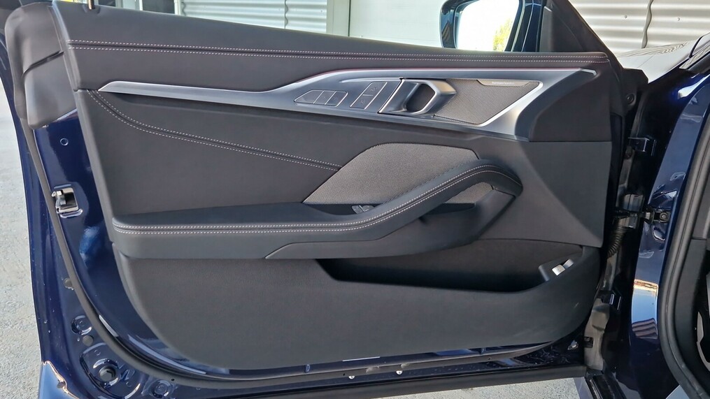 BMW Seria 8 840
