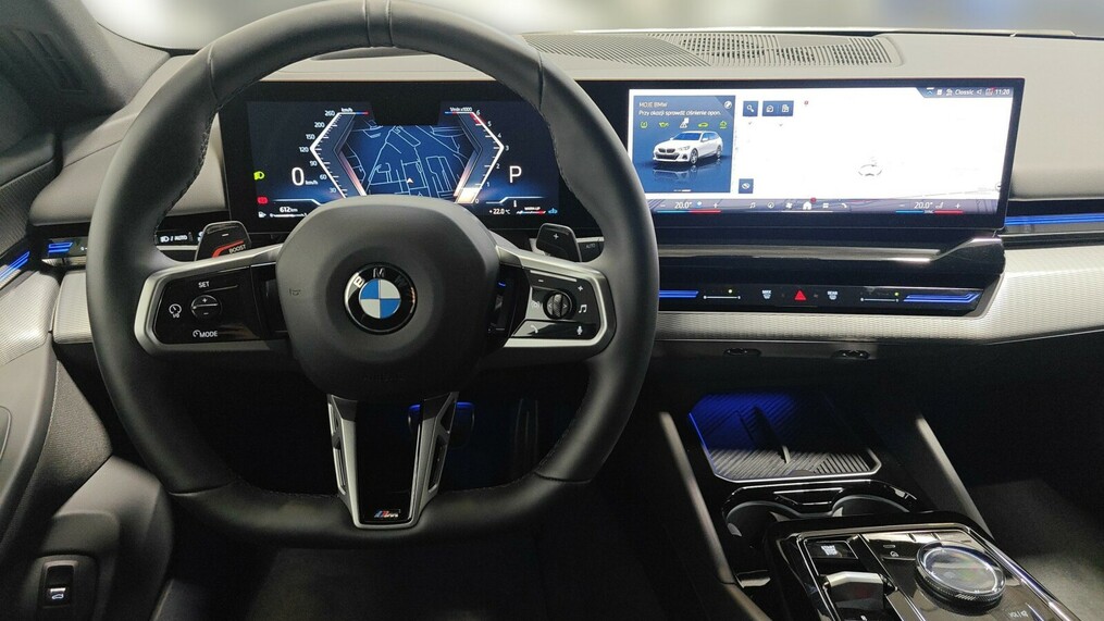 BMW Serii 5, 520