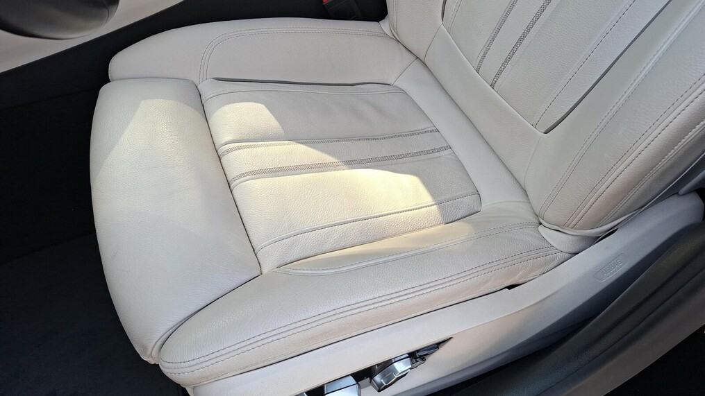BMW Serii 5, 530