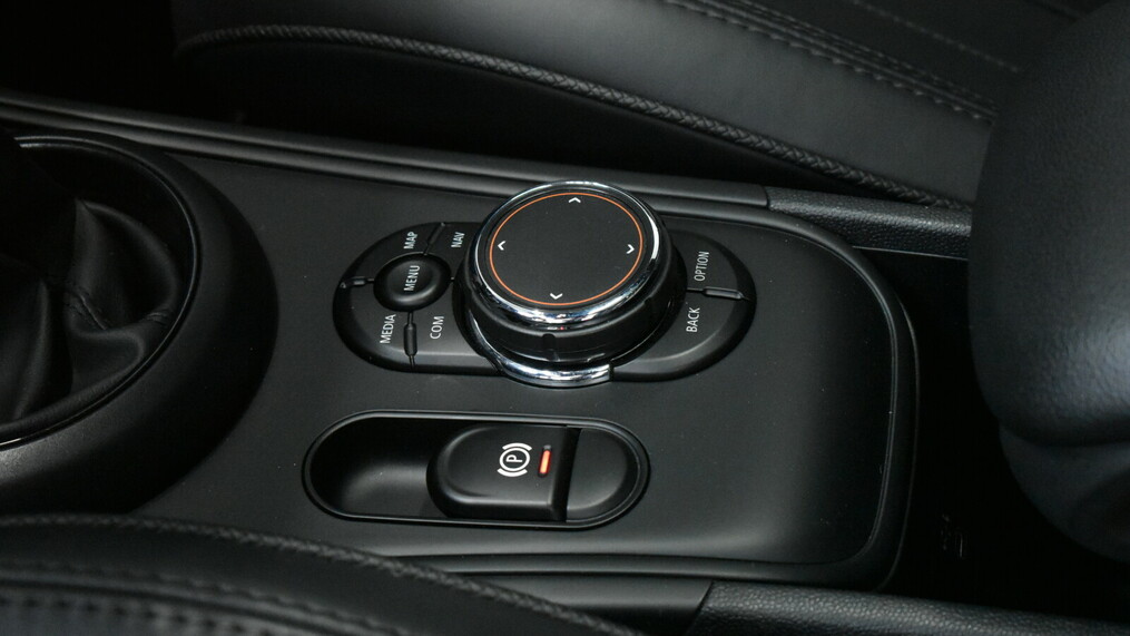 MINI Cooper SE