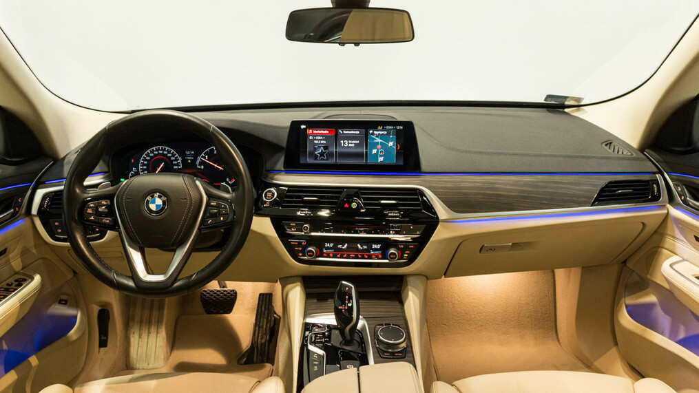 BMW 6GT