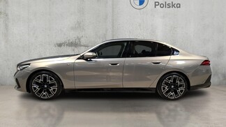 BMW Serii 5, 520