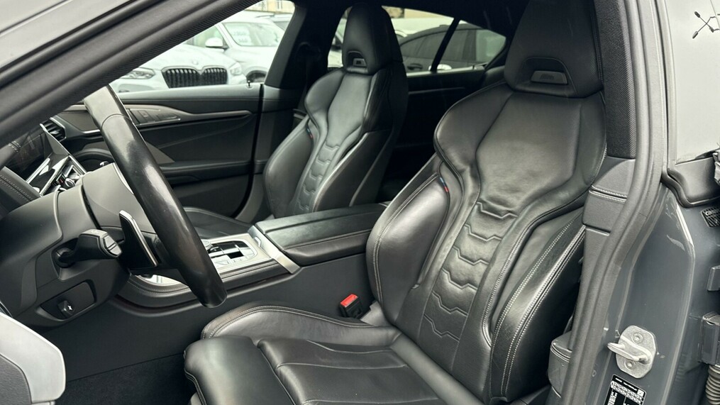 BMW Seria 8 840