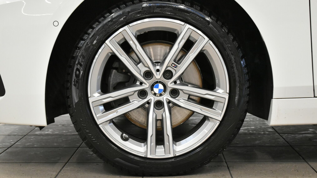BMW Seria 2 218