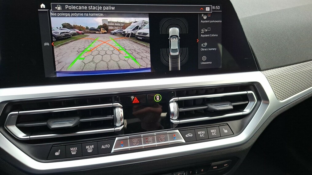 BMW Serii 3, 330