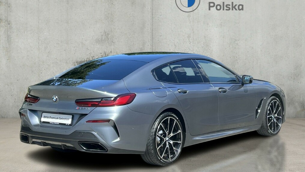 BMW Seria 8, 850