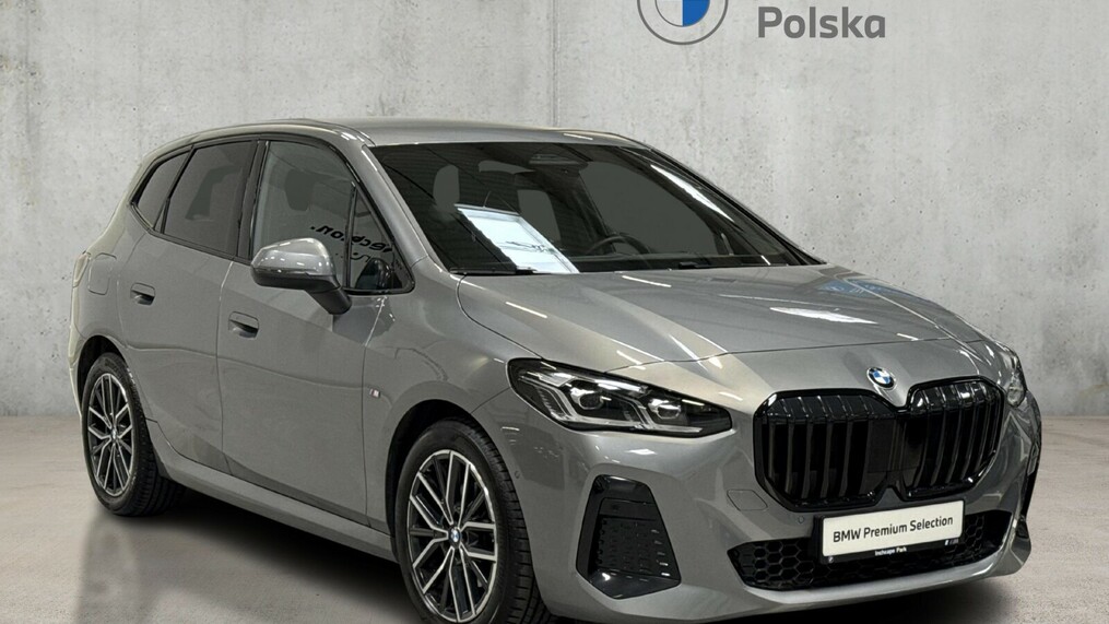 BMW Serii 2, 218