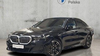 BMW Serii 5, 520