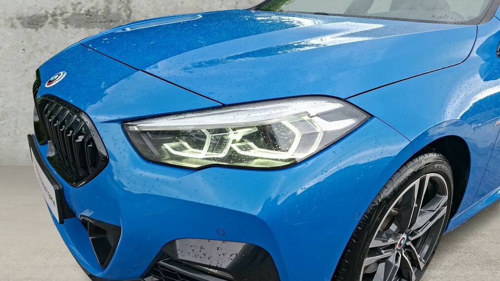 BMW Seria 2, 216