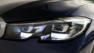 BMW Seria 3, 330