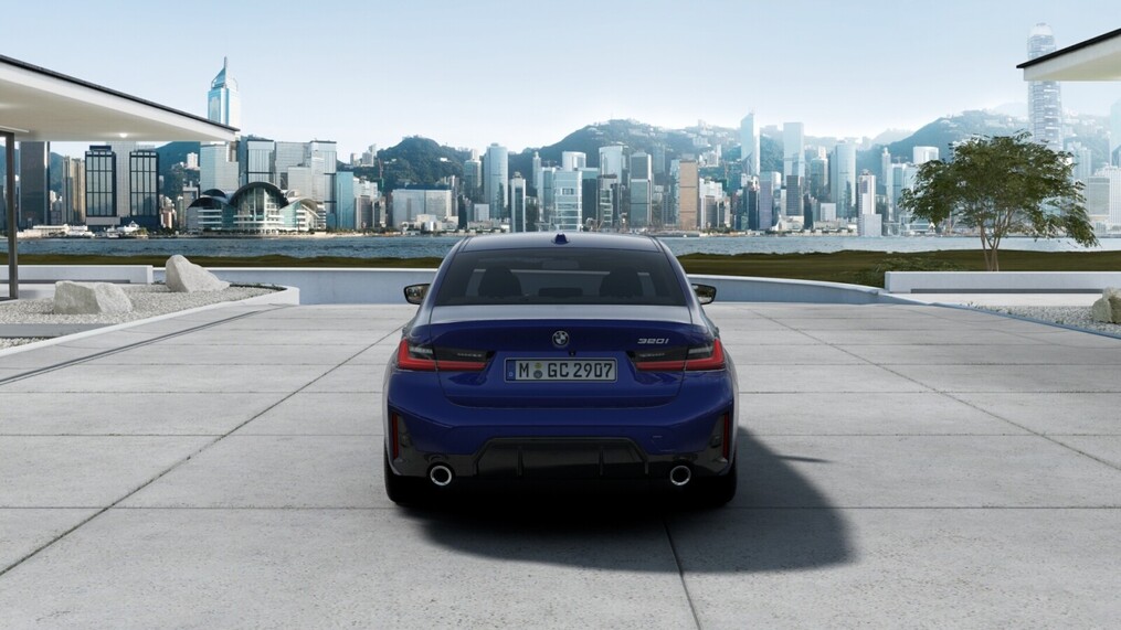 BMW Serii 3, 320