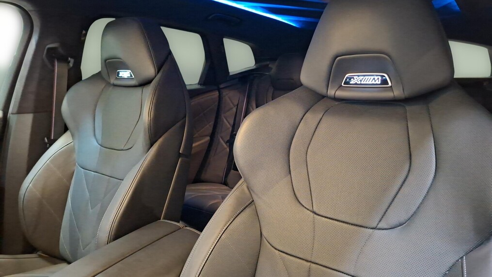 BMW XM