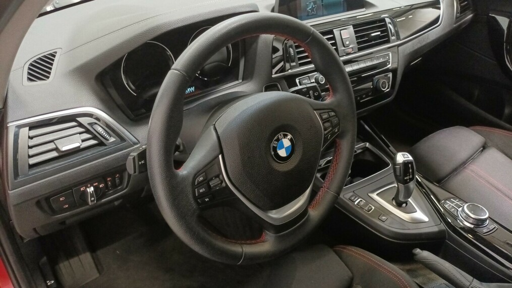 BMW Serii 1, 118