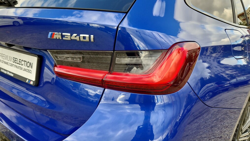 BMW Seria 3, 340