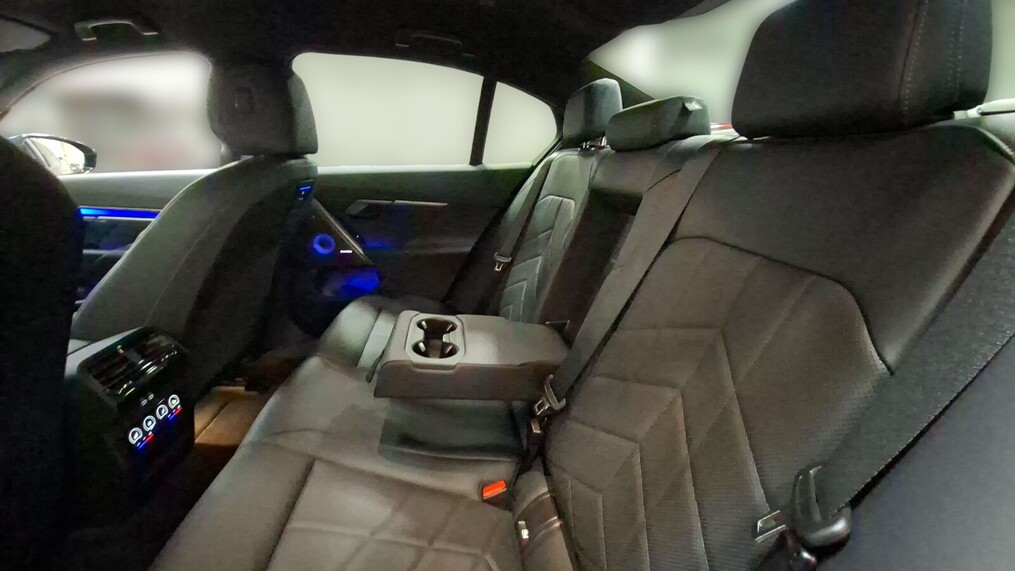 BMW Serii 5, 540