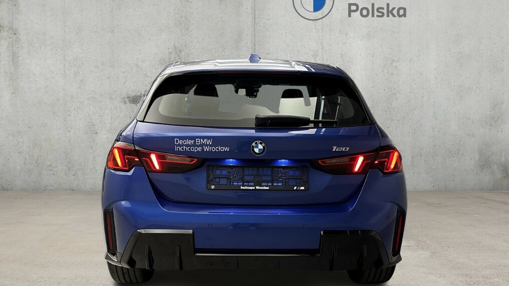 BMW Serii 1, 120