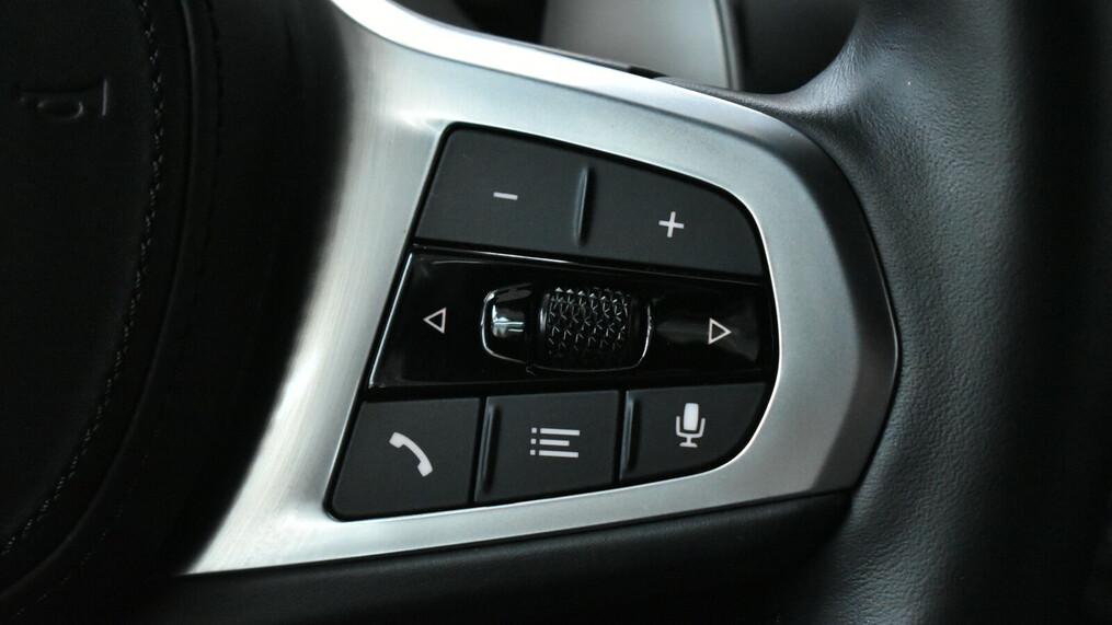 BMW Serii 2, 220