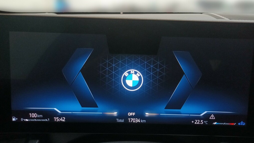 BMW Serii 5, 520