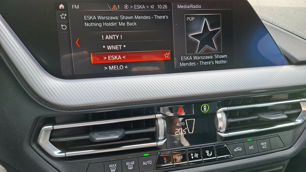 BMW Serii 2, 218