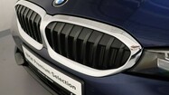BMW Seria 3, 330