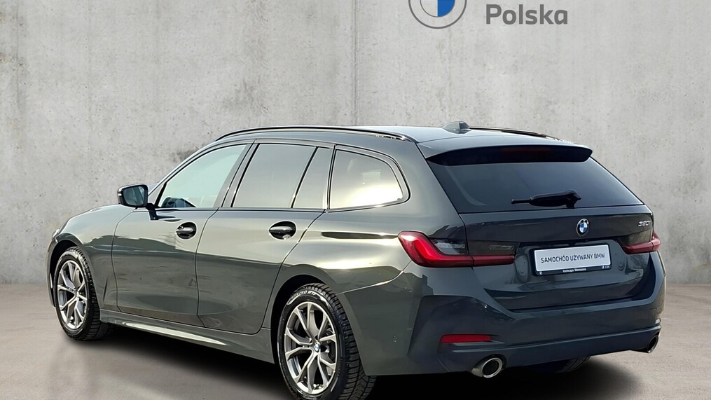 BMW Serii 3, 320