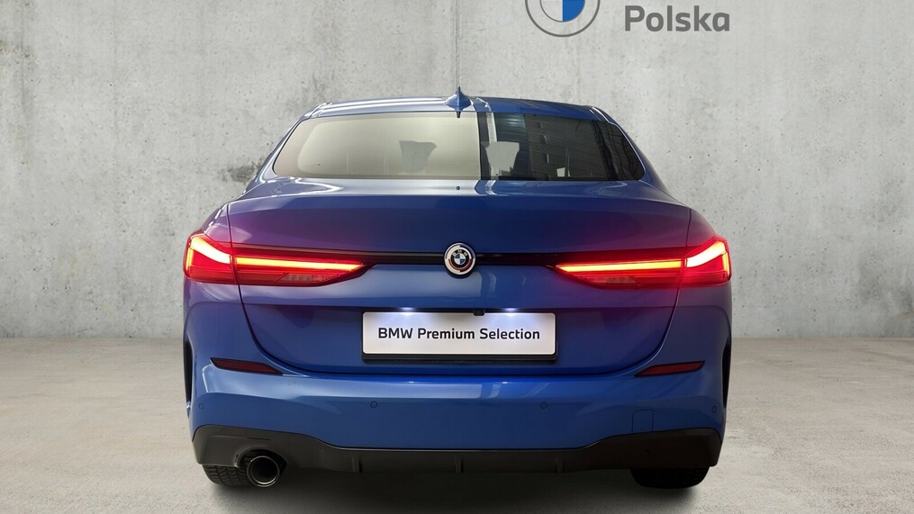 BMW Serii 2, 216