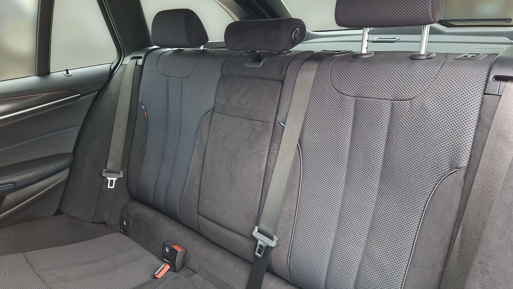 BMW Serii 5, 520