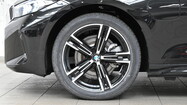 BMW Serii 3, 330