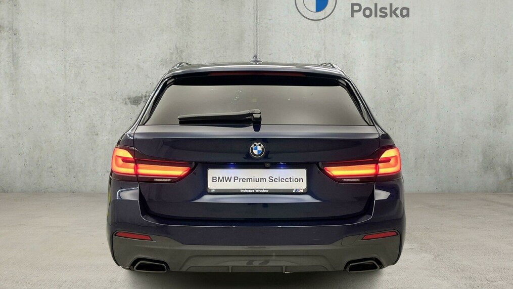 BMW Serii 5, 530