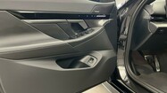 BMW Serii 5, 520
