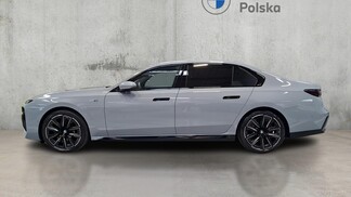 BMW Serii 7, 740