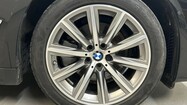 BMW Serii 5, 520