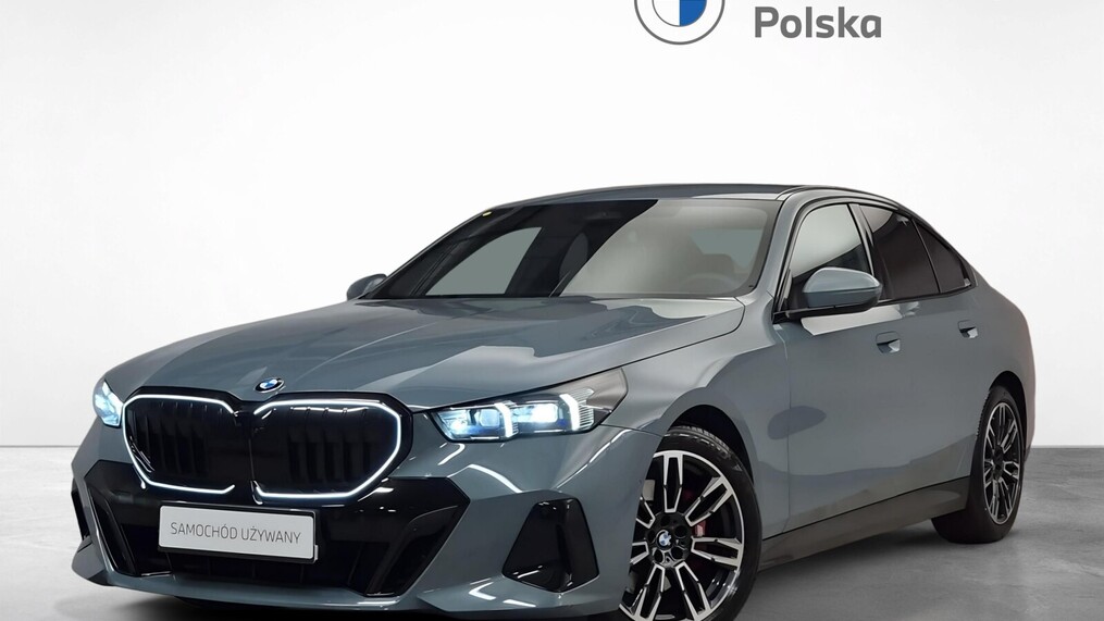 BMW Serii 5, 520