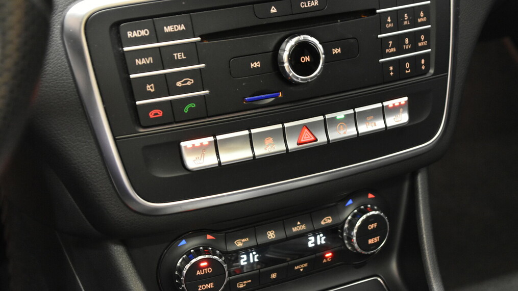Mercedes-Benz CLA 45 AMG