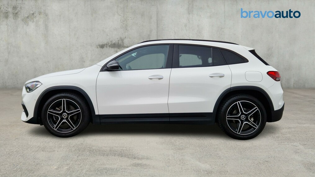 Mercedes-Benz GLA 200