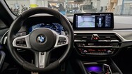 BMW Seria 5, 530