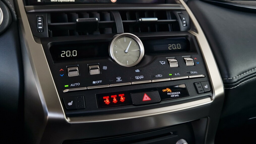 Lexus NX 300H