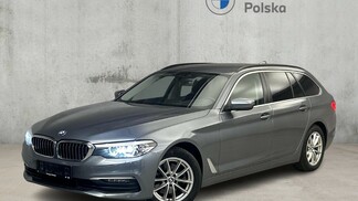 BMW Serii 5, 520
