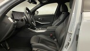 BMW Serii 3, 320