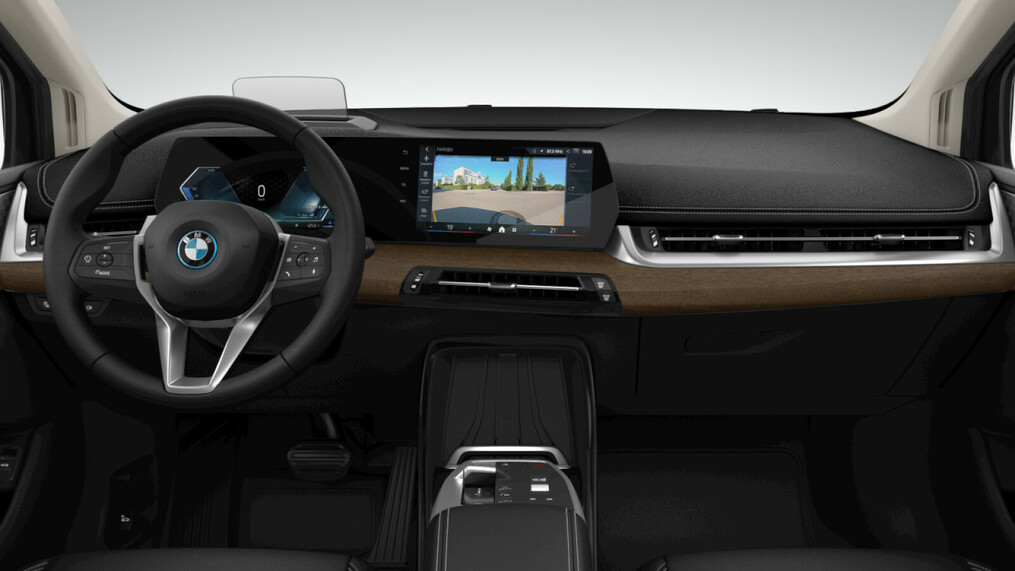 BMW Seria 2, 225