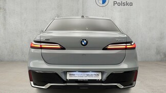 BMW Serii 7, 740